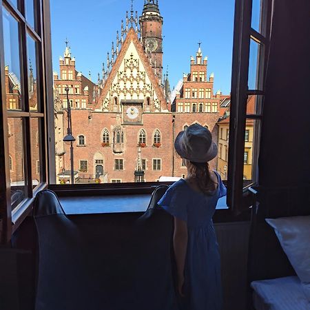 Rynek 30 Hostel Wroclaw Bagian luar foto