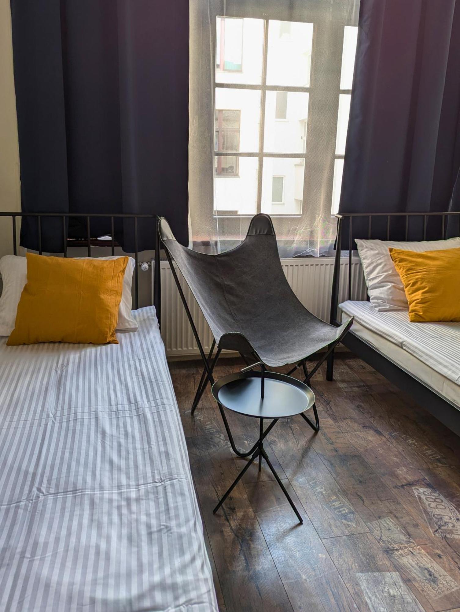 Rynek 30 Hostel Wroclaw Bagian luar foto