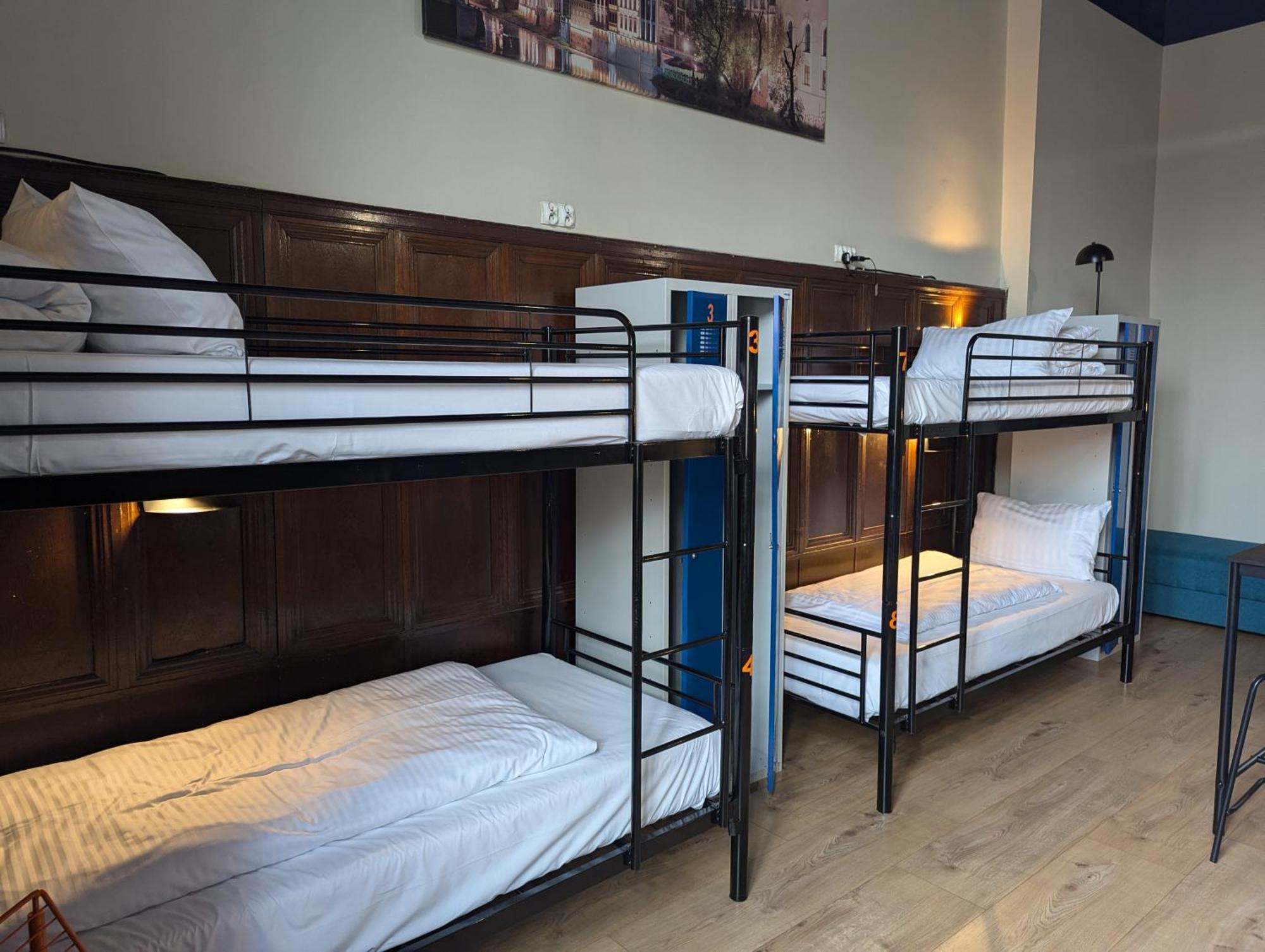 Rynek 30 Hostel Wroclaw Bagian luar foto